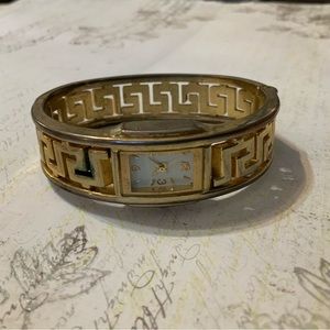 Greek Key Design Vintage 80s Watch Goldtone